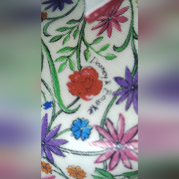 Dooney And Bourke Floral Embroidered Women's Bag - Picture 6 of 9